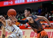 开云棋牌官方-青岛队横扫火箭，高诗岩点燃赛场