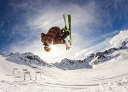 游戏试玩模拟器-步行者铁血突围淘汰火箭，库里关键先生本色定乾坤