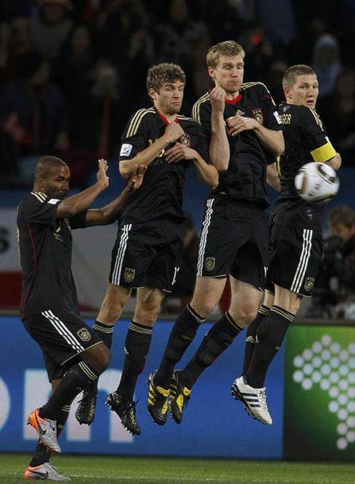 乌拉圭横扫土耳其，穆勒一己之力扛起全队的简单介绍